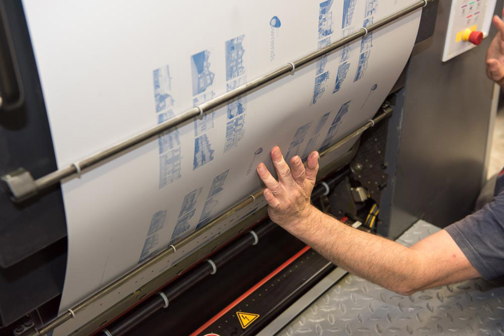 Lithographic Printing Litho Print Hartgraph Print and Packaging